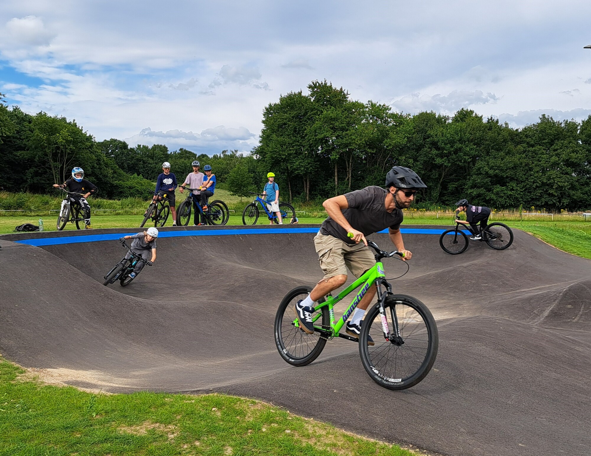 Pump Track Raunheim Der neue Pumptrack ist eröffnet