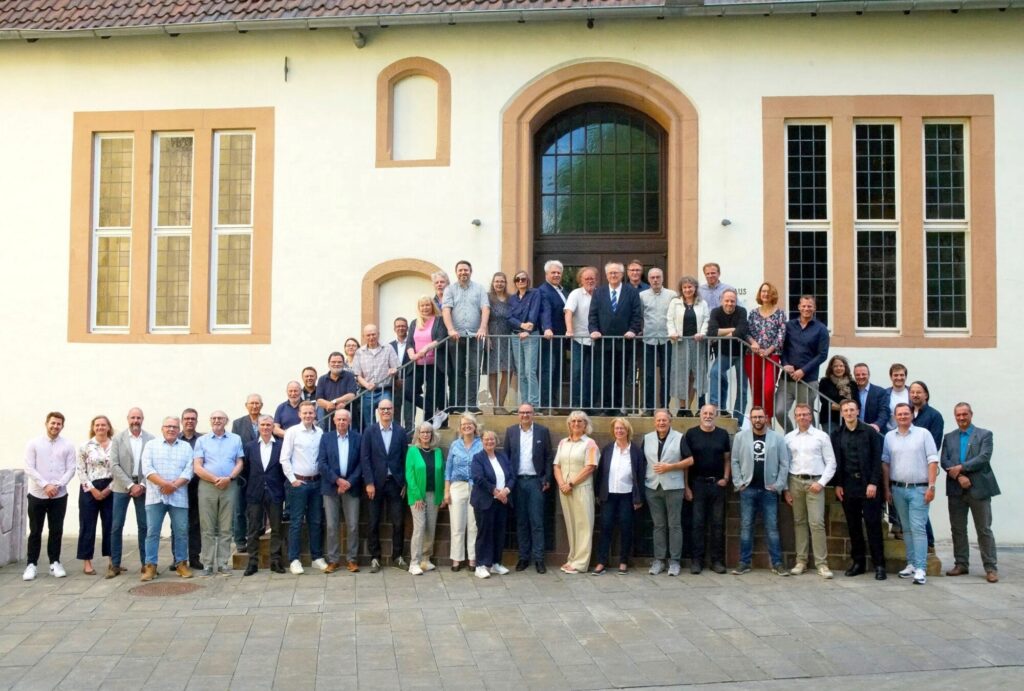 Der noch aktuelle Rat der Alten Hansestadt Lemgo. In der kommenden Wahlperiode werden 21 Ratsmitglieder dem Gremium nicht mehr angehören.